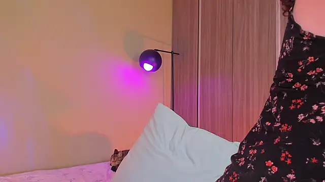 Fluffygarden webcam