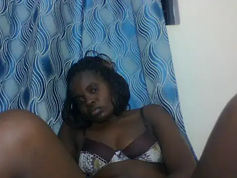 PrettyEve webcam