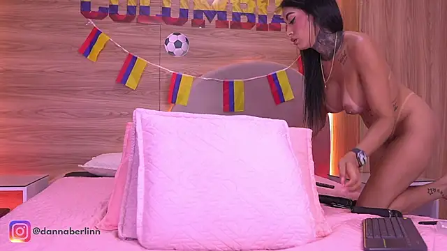 danna_berlin_ webcam