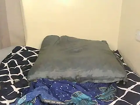 roziebeauty live cam on StripChat