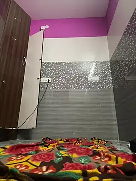 Chennai_NaughtyBoy live cam on StripChat