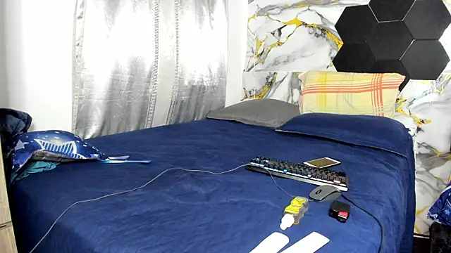 Goldendesirexx webcam
