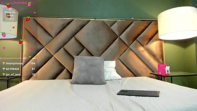 Rache_Roth webcam