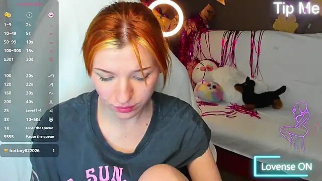MeganNewCat webcam