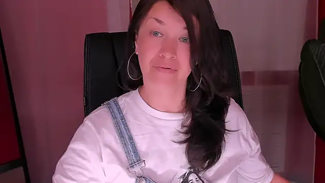 AnaMills live cam on StripChat