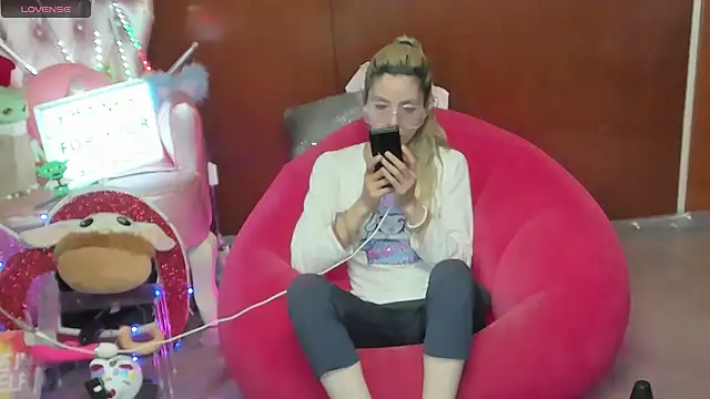 Skinygirl webcam