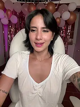 Ale_Lewis webcam