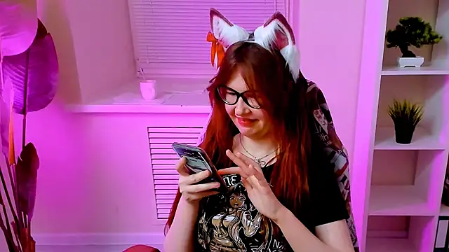 CarolGiggly webcam