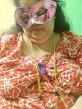 tamilthanushri webcam