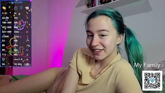 Emilya201 webcam