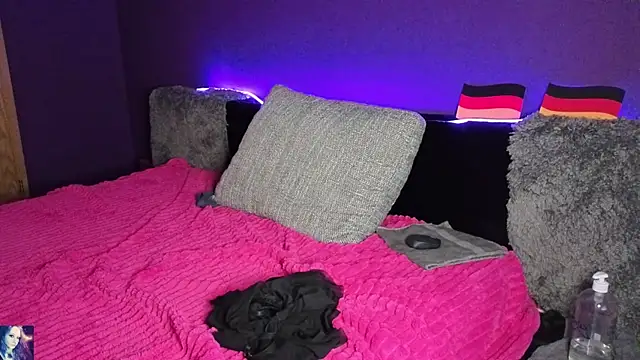 Milla4you_ webcam