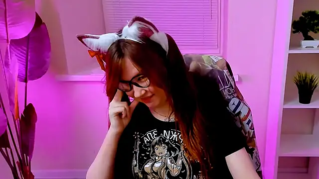 CarolGiggly webcam
