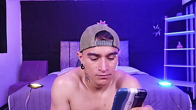 LiamDeep webcam
