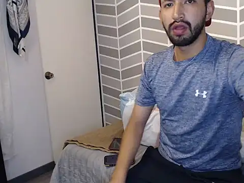 thomass1018 webcam