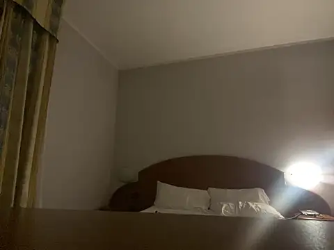 crisfootlicker webcam