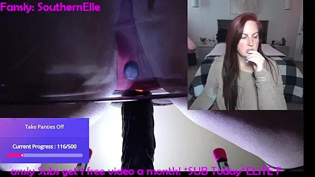 SouthernElle1 webcam