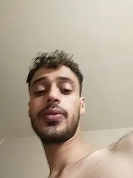 Rhast211 live cam on StripChat