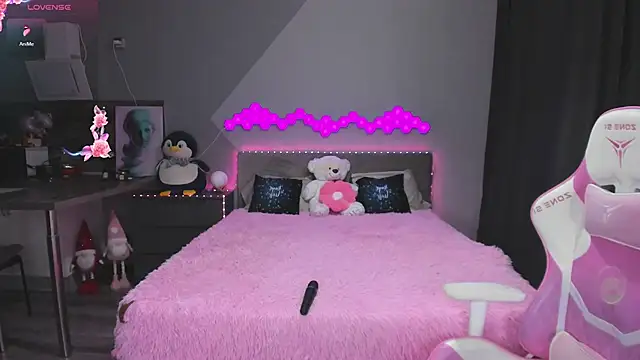 Maggie_Moore