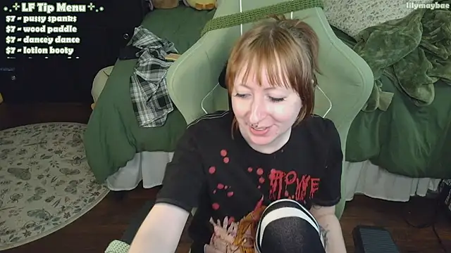 LilyMayBae webcam