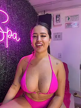 Sara_fun Live Webcam on Stripchat