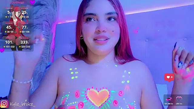 Kylie_brokee webcam