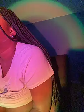 GirthGoddessCoco webcam