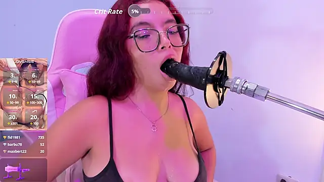 Maddy_red_ webcam