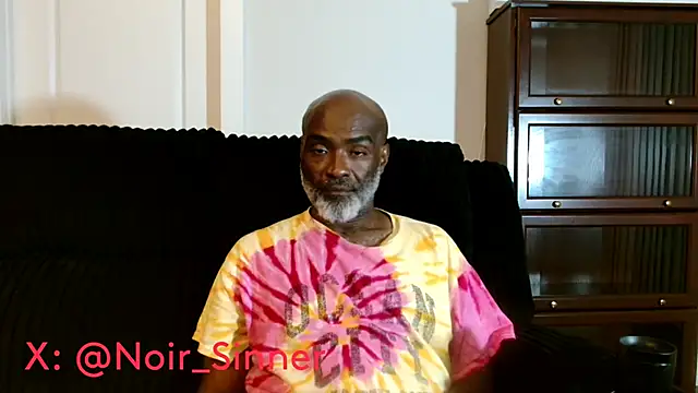 sinnernoir live cam on StripChat