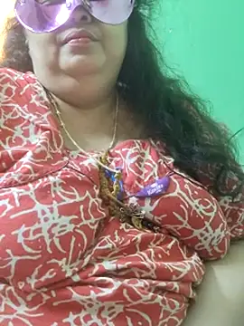 tamilthanushri webcam