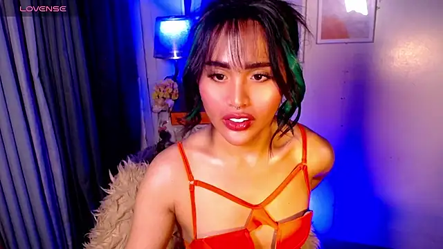urmidnightcravingsxx webcam
