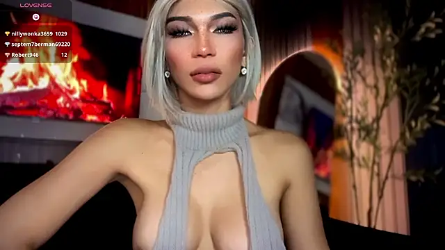 Maria_Manika webcam