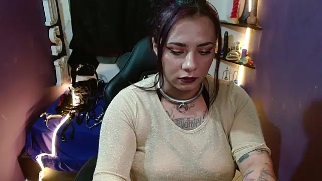 Alexa_Slavehot777 webcam