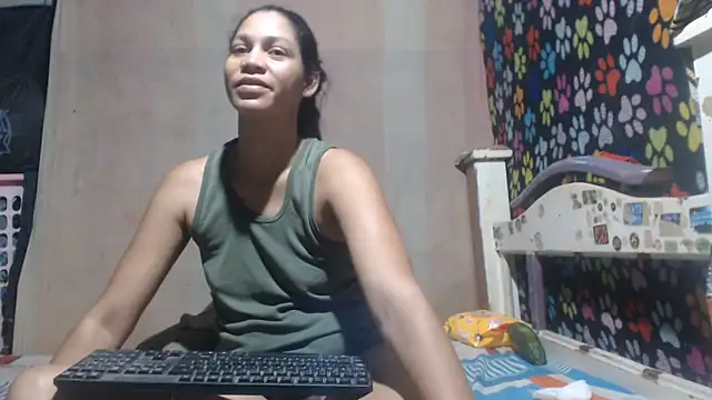 ELIZABET2- webcam