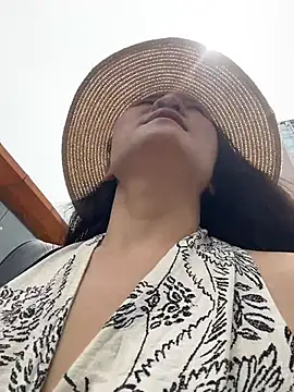 xiaochengzi505 - Xiaochengzi505's free webcam - UK Sex Cams