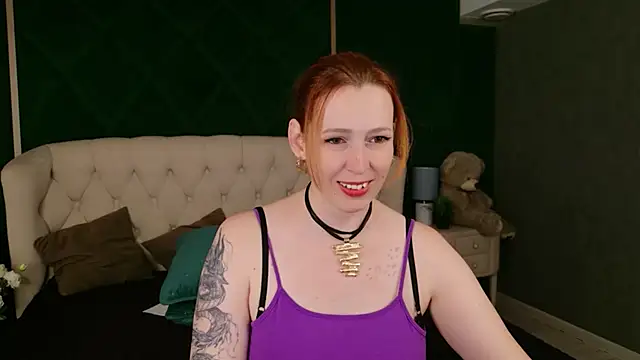 Evie_Berret webcam