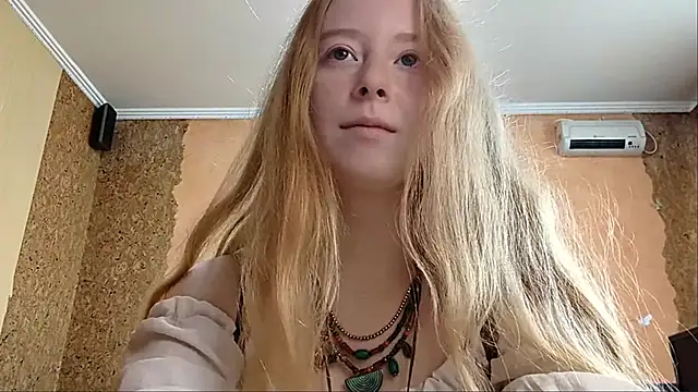 KateVibe_01 webcam