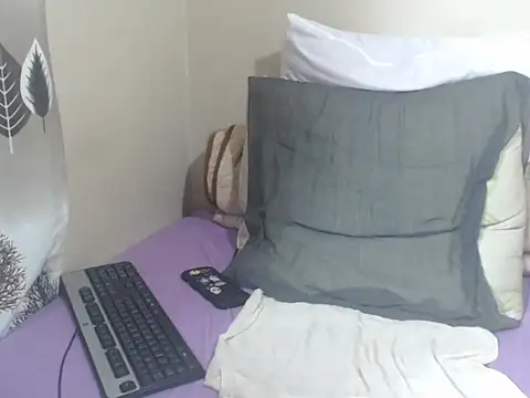 BadGirlMona webcam