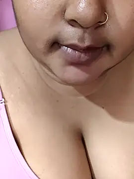 hotbhabhi011 webcam
