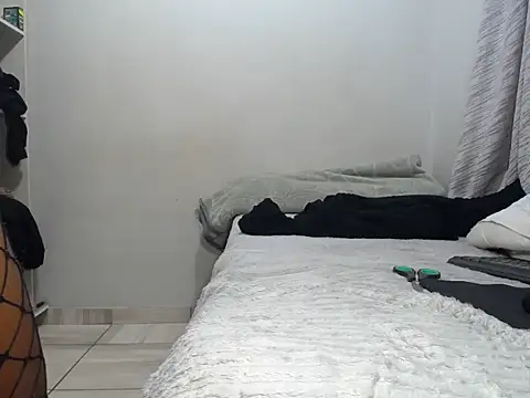 KinkyJXxX webcam