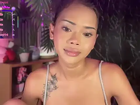 ur_holly_lexie webcam