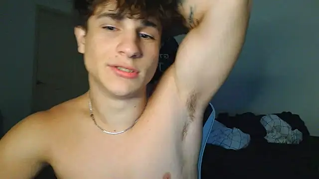 thejaceryder (M twink) - shirt off