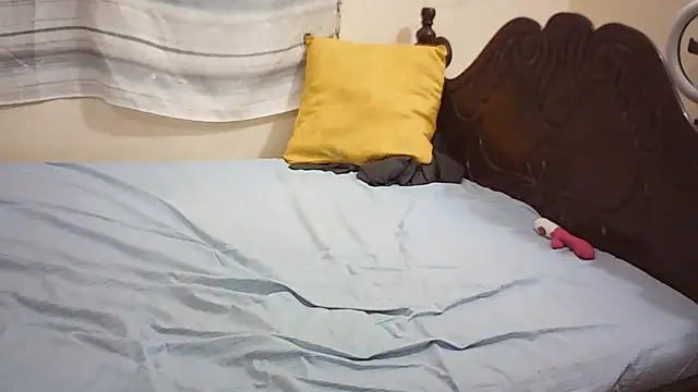 emmyteaz1 webcam