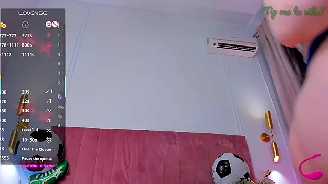 Mayzzie webcam