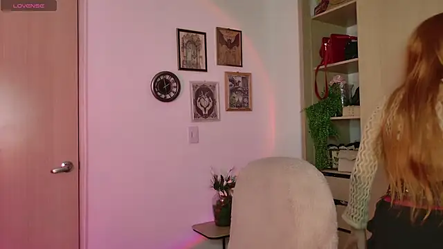 yourkatt - YourKatt's free webcam - UK Sex Cams