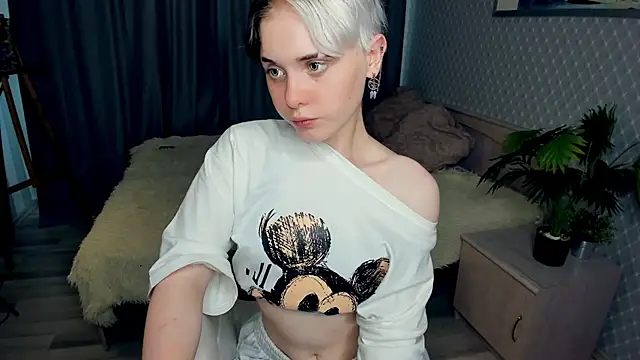 Watch IsisBarletta live on EroticFlix - High definition streams