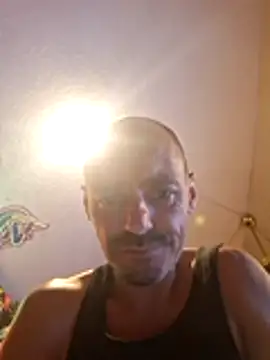 daddyandsplashqueen (Ask my age) - Flash titties