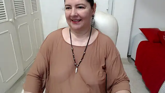 leonela_69 webcam