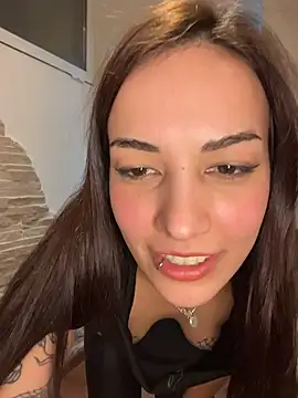 sweetaddictionbyThy live cam on StripChat
