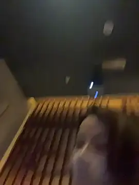 kiss_loo's live cam