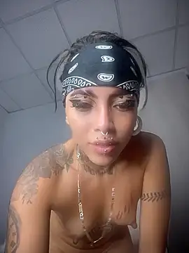 TattooraXXX webcam